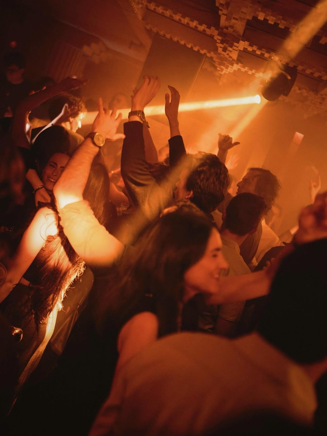 Ïstar Madrid — energía de la pista de afrohouse