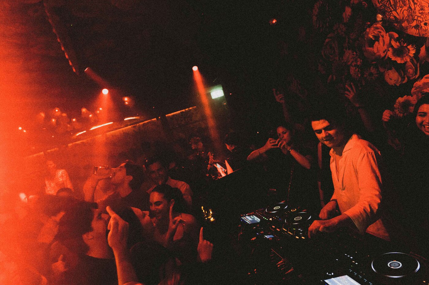 Los Amantes Madrid — Electrónica · House