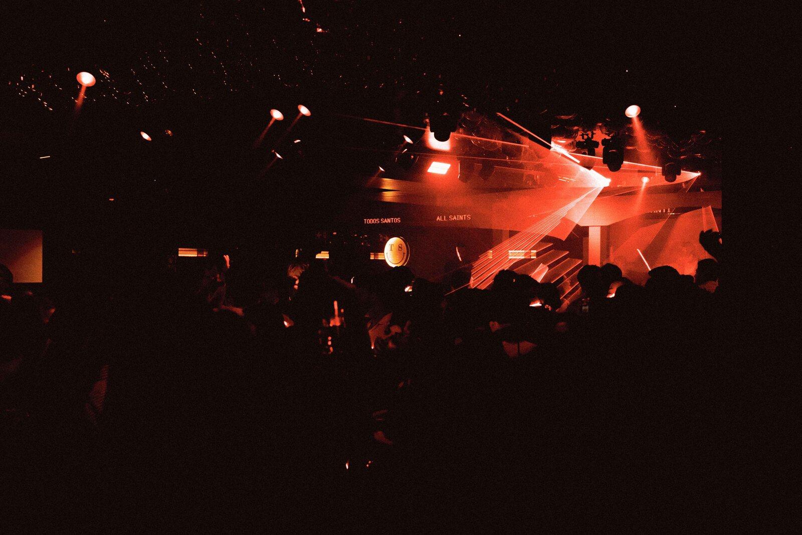 Todos Santos Madrid — Reggaeton